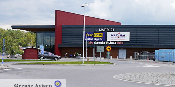 Töcksfors Shoppingcenter är ligger i Årjäng kommun, precis över gränsen vid E 18 i Värmland. Centret öppnade hösten 2005.